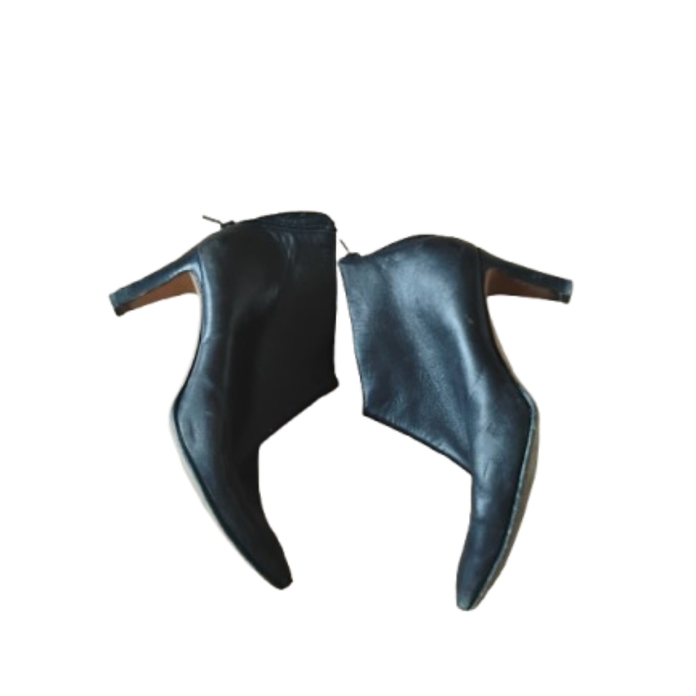 Manolo Blahnik Pointed Toe Ankle Boots